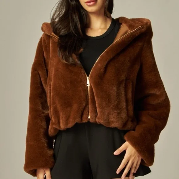 FOXY PLUSH FAUX FUR HOODED JACKET - TEDDY BEAR - Picture 3 of 4